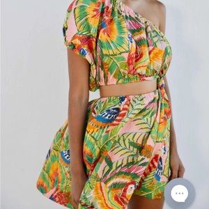 NWT farm rio macaw leaves one shoulder mini dress